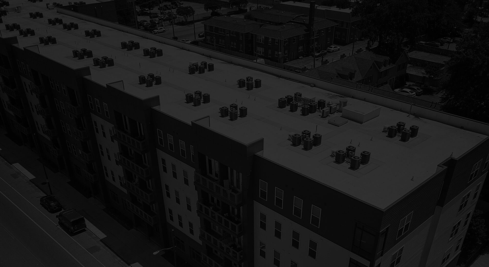 large flat roof building, commercial roof installation in frederick colorado 